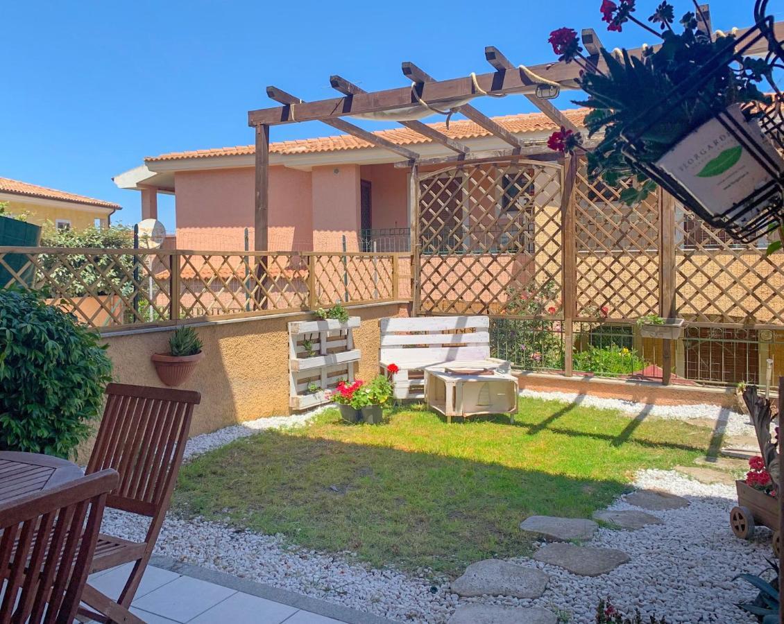 Apartament Casa Quasimodo, Con Patio E Giardino Privato Olbia Zewnętrze zdjęcie